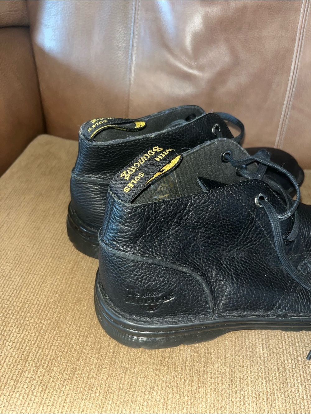 Dr martens size 10 men’s Sussex black leather mid boots EUC - Picture 2 of 8